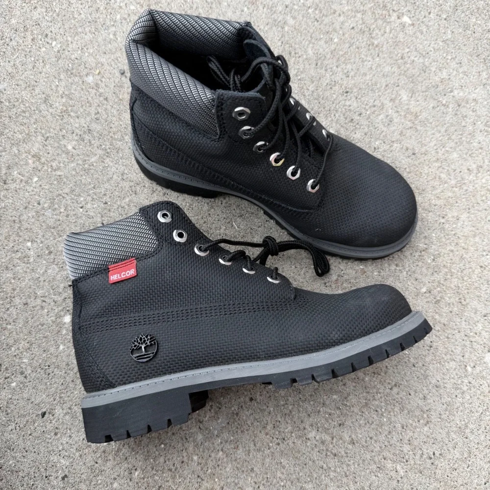 Timberland Helcor 6 Inch Premium Boots Boys Sz 2.5 Black Scuff Resistant A1A7Z